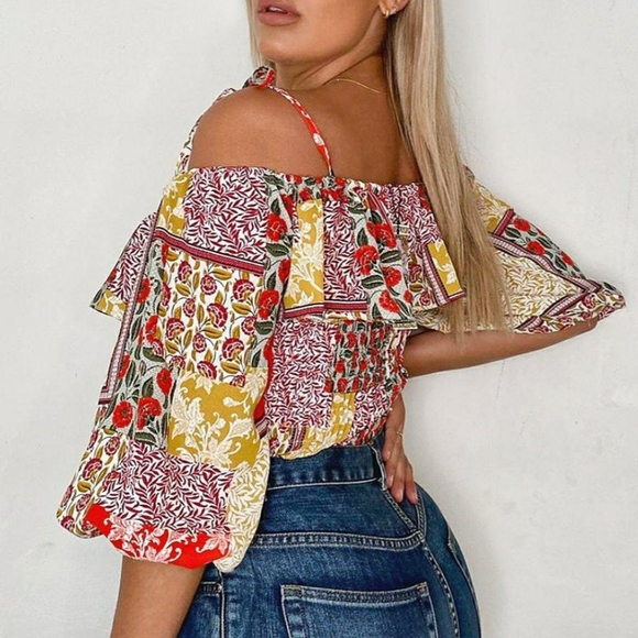 PLUS BOHO SCARF PRINT COLD SHOULDER SHIRRED TOP - PLUS SIZE - Picture 2 of 3